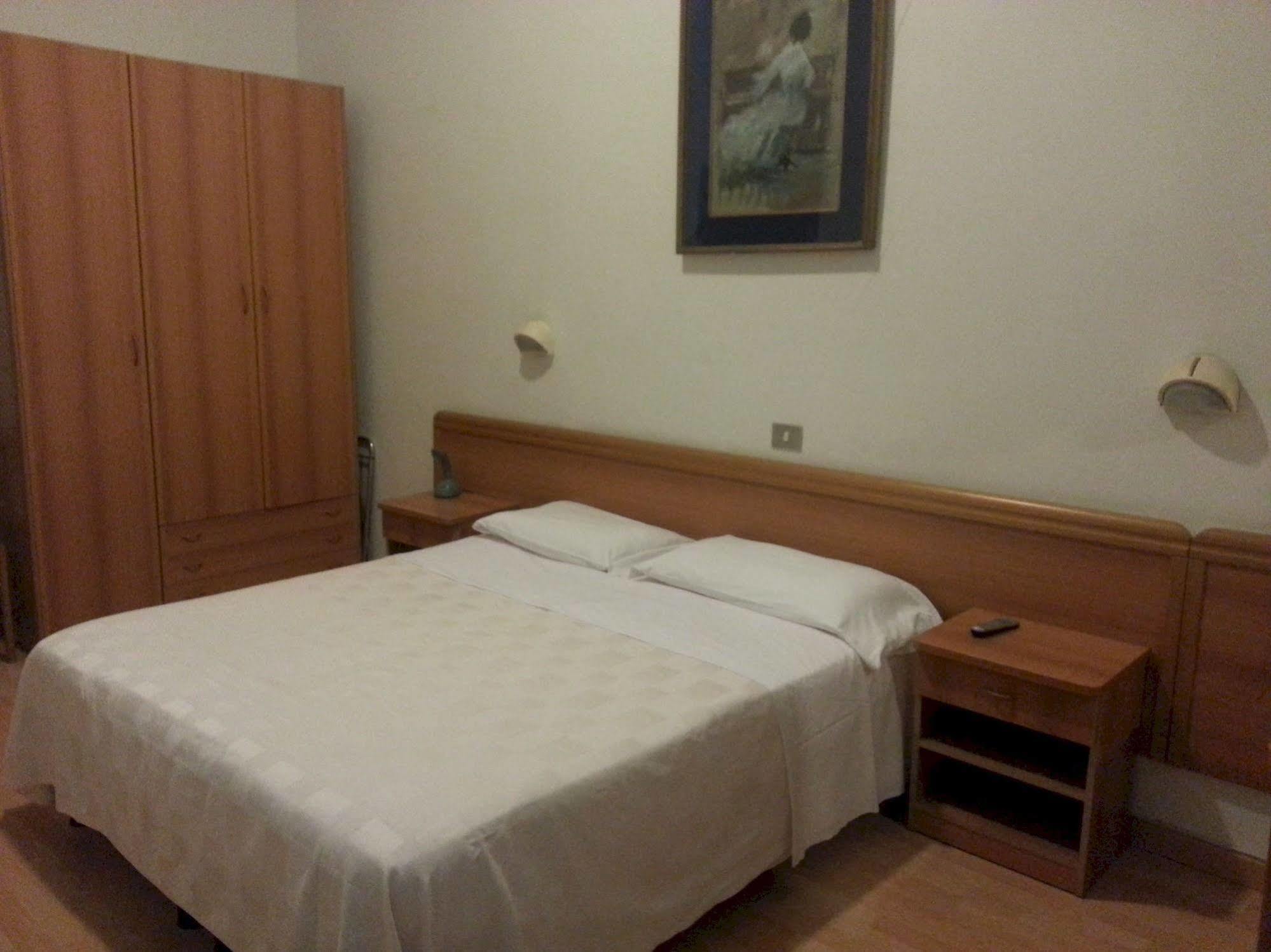 Hotel Valtorta Montecatini Terme Exteriör bild